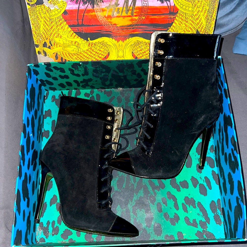 H & M x Versace booties limited edition